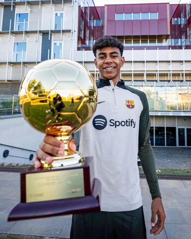 切断他从左 切断他从左